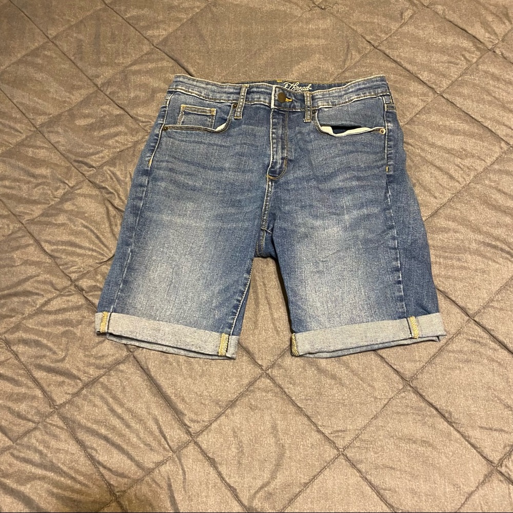 👖Universal Thread High Rise Bermuda Shorts - Picture 2 of 9